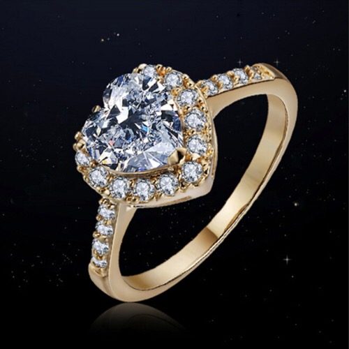 heart shape ring with zircon inlaid best jewelry design in Pakistan