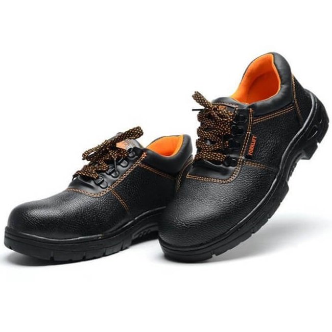 Simple Black Safety Shoes in Pakistan