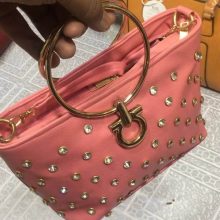 Branded ladies purse in Pakistan