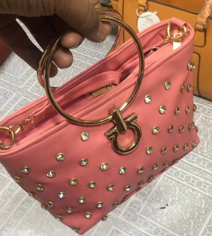 Branded ladies purse in Pakistan