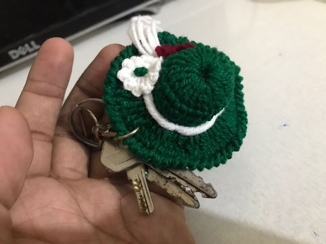 key chain holder beautiful hand made woolen hat